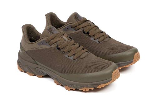 FOX EXPLORER Trainers Cipő 41