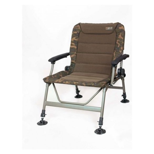 Fox R2 Camo Chair terepmintás karfás szék